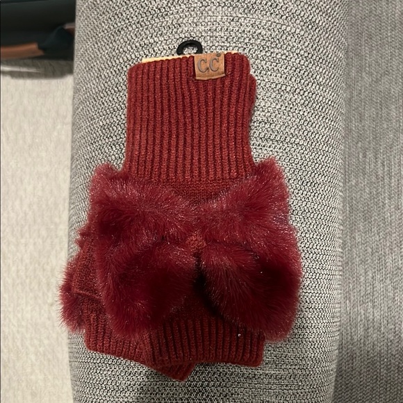 C.C Red Mittens with Ribbed Knit and Faux Fur Trim - Picture 1 of 3
